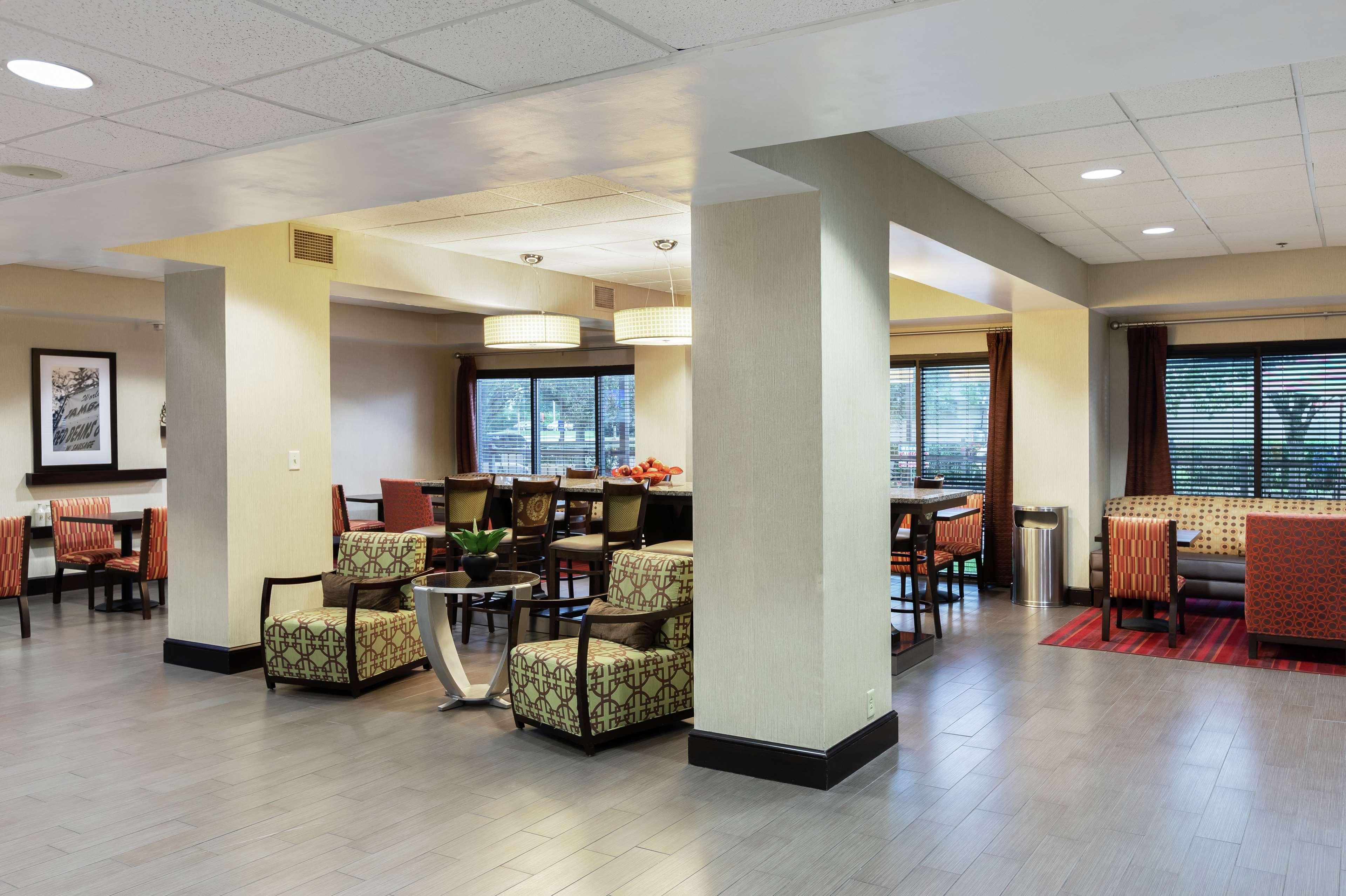 Hampton Inn Houma Exteriör bild